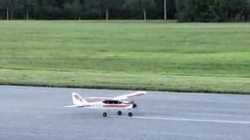 Avión Radio controlado con motor a explosión